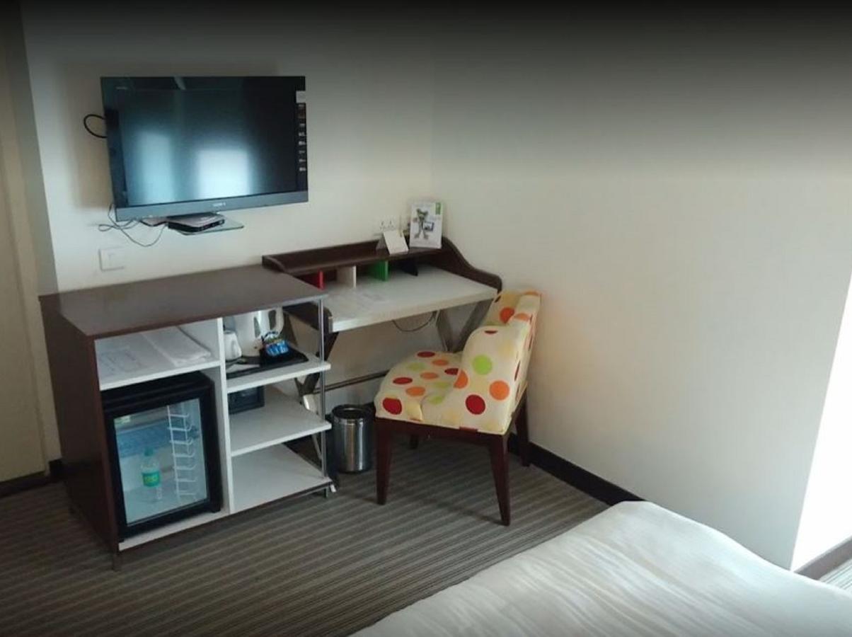 K10 Hotel Vadodara Ngoại thất bức ảnh